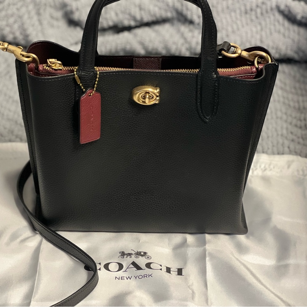 Coach Willow Tote 24 - excellent condition!